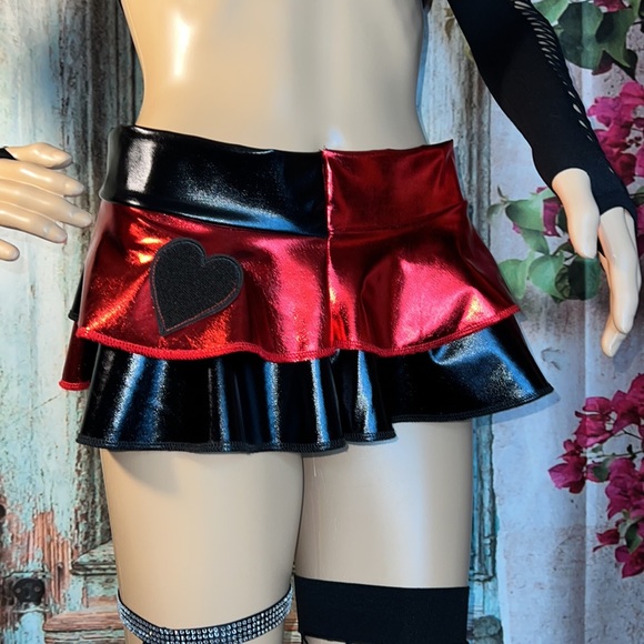 Queen of Hearts Rave mini skirt - Picture 14 of 14